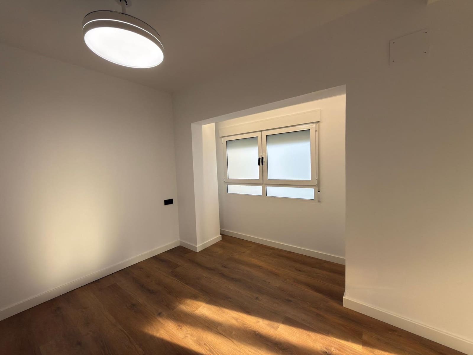 2 makuuhuone Asunto myytävänä paikassa Alicante kaupunki - 179 000 € (Ref: 9533954)