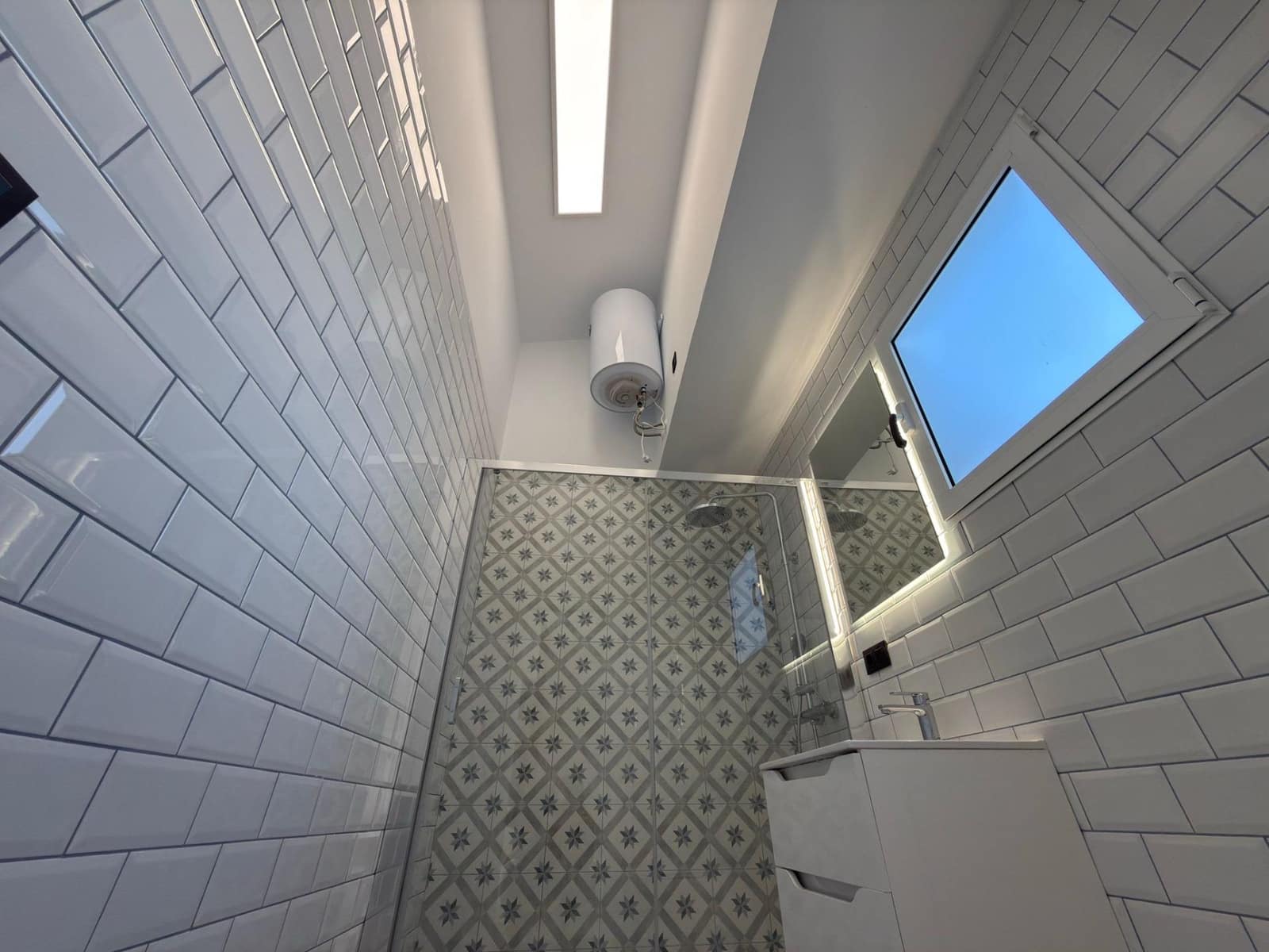 2 makuuhuone Asunto myytävänä paikassa Alicante kaupunki - 179 000 € (Ref: 9533954)