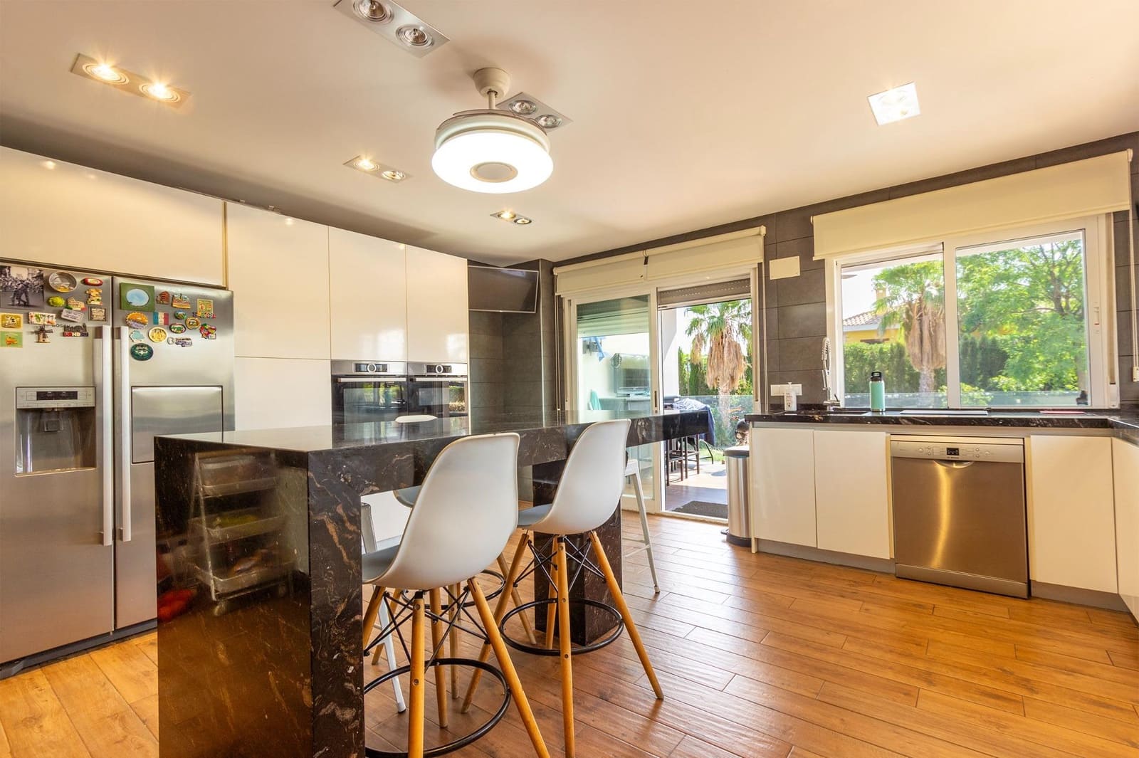 5 bedroom Villa for sale in Rebolledo with pool garage - € 795,000 (Ref: 9562066)