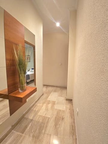 3 soveværelse Lejlighed til leje i Mercado, Alicante by med garage - € 1.200 (Ref: 9569007)