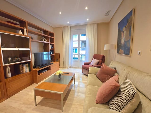 3 soveværelse Lejlighed til leje i Mercado, Alicante by med garage - € 1.200 (Ref: 9569007)