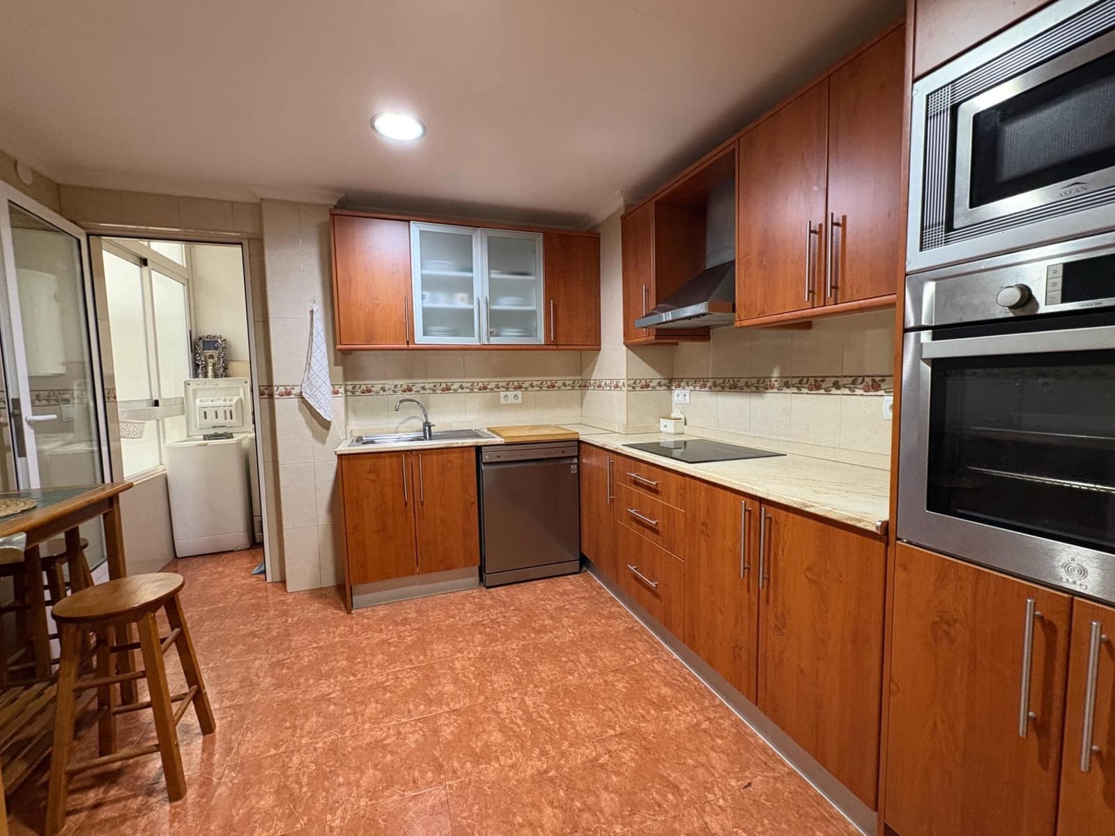 3 slaapkamer Flat te huur in San Juan de Alicante / Sant Joan d'Alacant - € 1.050 (Ref: 9571386)