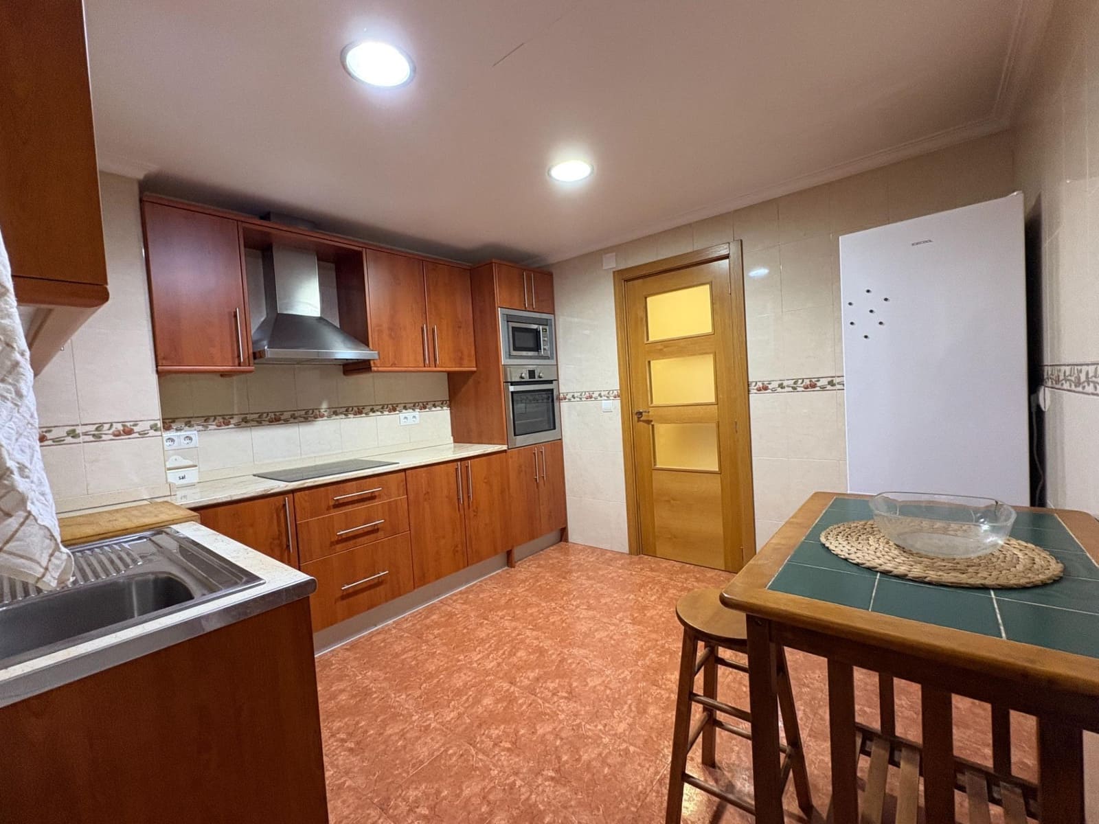 3 slaapkamer Flat te huur in San Juan de Alicante / Sant Joan d'Alacant - € 1.050 (Ref: 9571386)