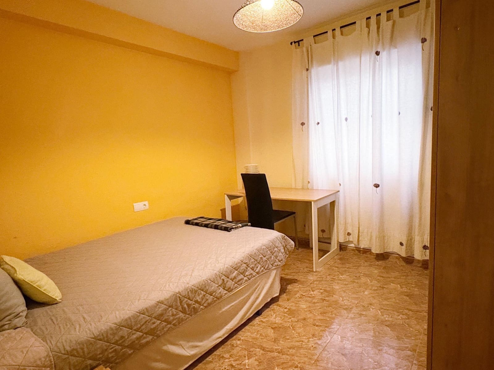 3 slaapkamer Flat te huur in San Juan de Alicante / Sant Joan d'Alacant - € 1.050 (Ref: 9571386)