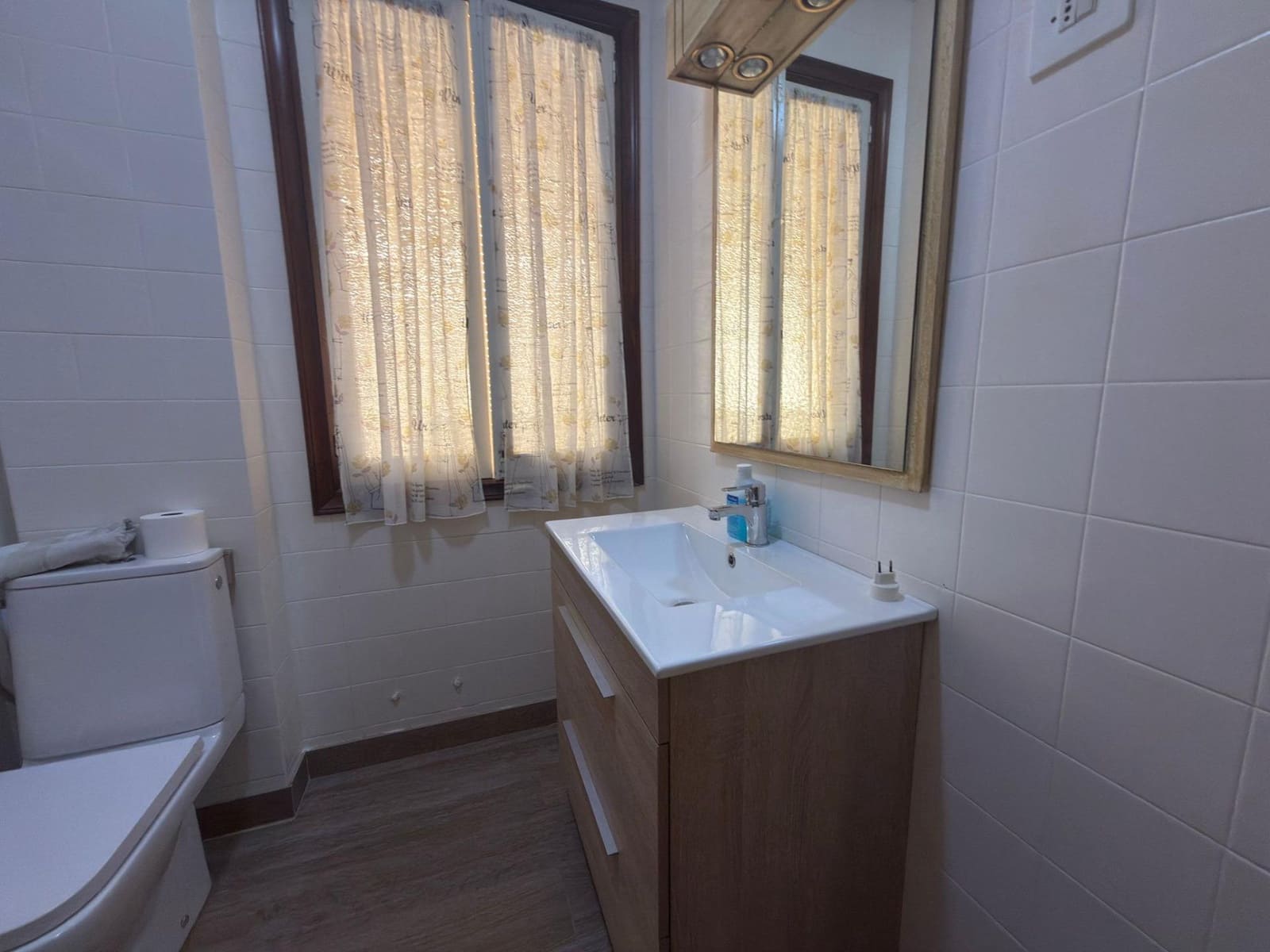 3 bedroom Flat for sale in Alicante / Alacant city - € 141,000 (Ref: 9591540)