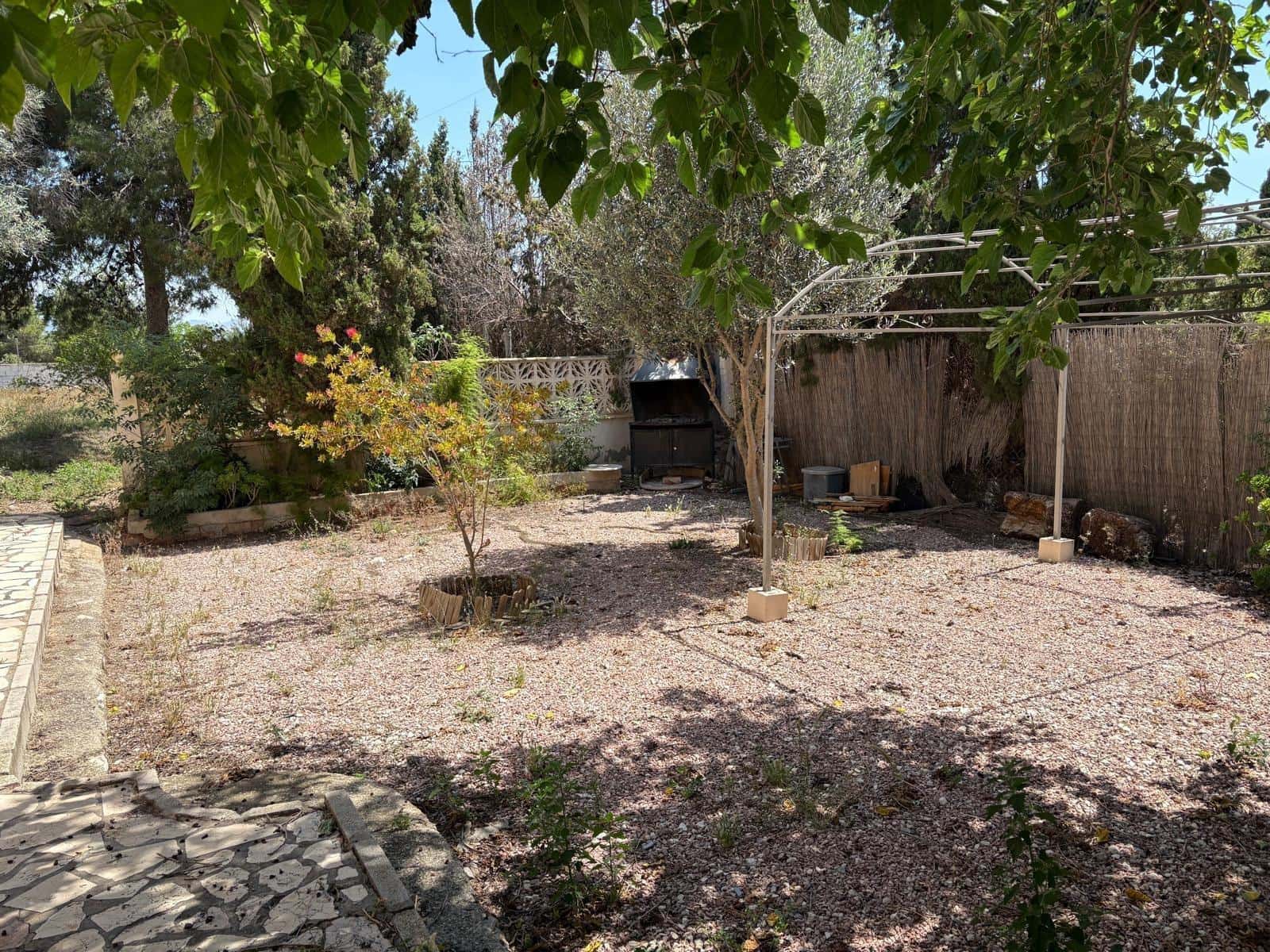 4 bedroom Villa for sale in San Vicente / Sant Vicent del Raspeig with pool - € 375,000 (Ref: 9591543)