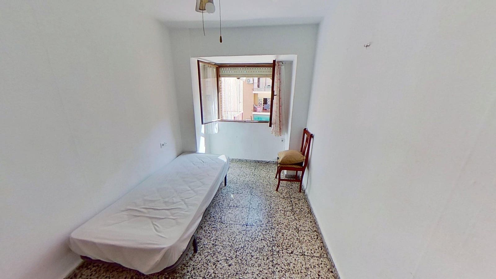 3 sypialnia Mieszkanie na sprzedaż w Miasto Alicante / Alacant - 150 000 € (Ref: 9591545)