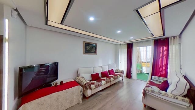 4 quarto Apartamento para venda em Juan XXIII, Alicante cidade - 119 000 € (Ref: 9591547)