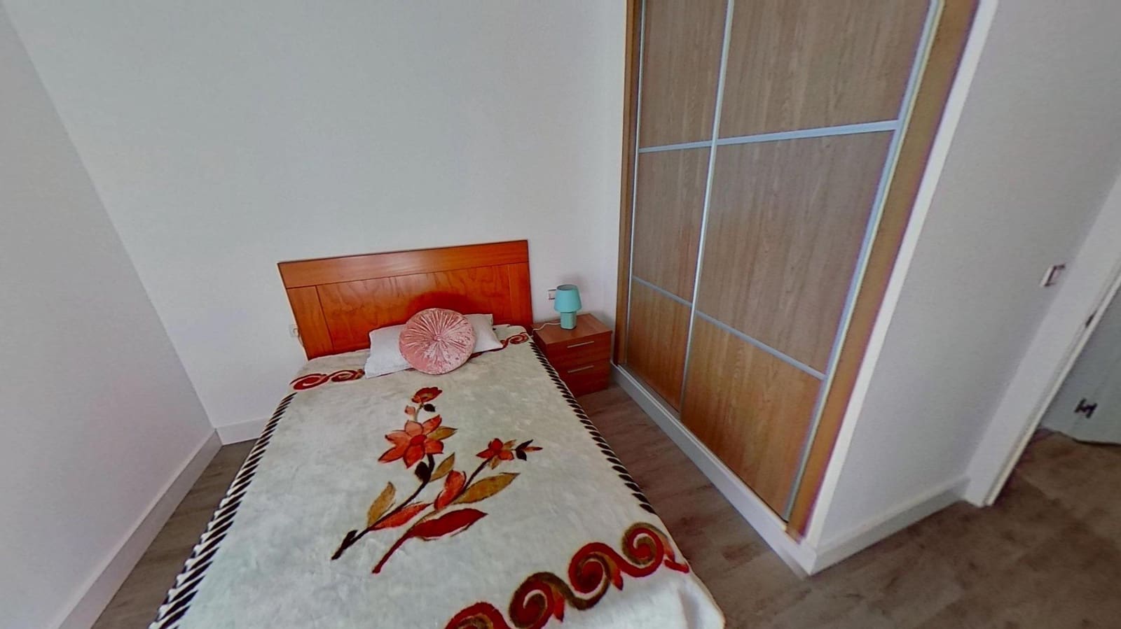 4 quarto Apartamento para venda em Alicante cidade - 119 000 € (Ref: 9591547)