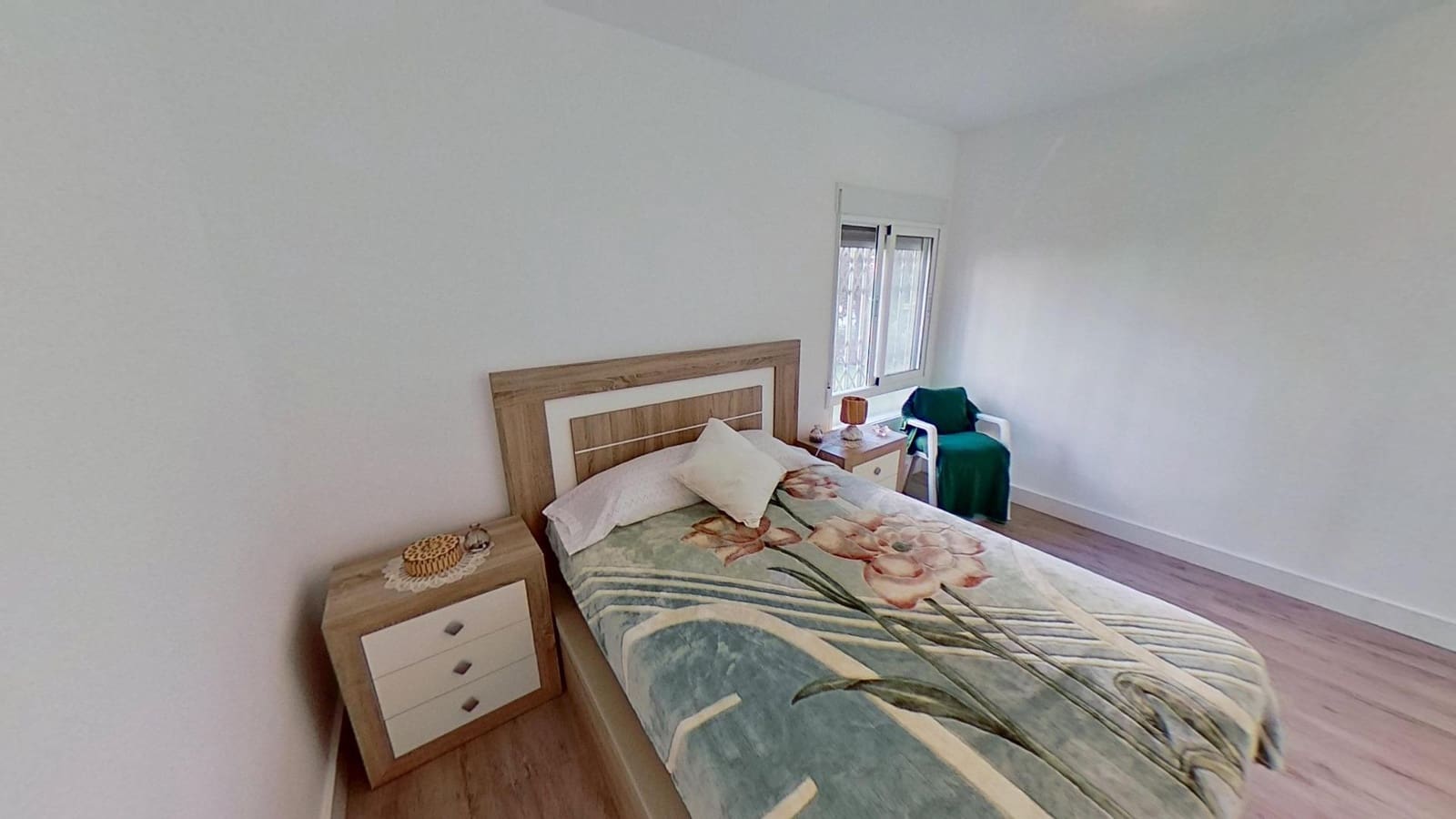 4 quarto Apartamento para venda em Alicante cidade - 119 000 € (Ref: 9591547)