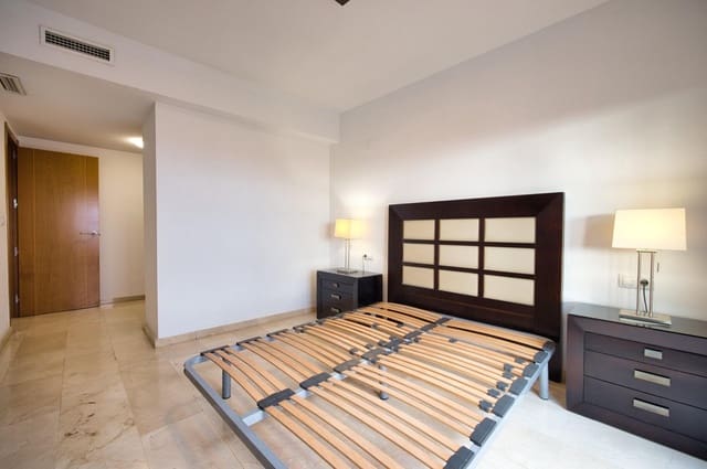2 chambre Penthouse à vendre à Alicante ville avec piscine - 450 000 € (Ref: 9591550)