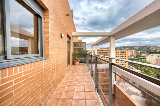 2 chambre Penthouse à vendre à Alicante ville avec piscine - 450 000 € (Ref: 9591550)
