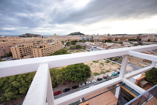 2 chambre Penthouse à vendre à Alicante ville avec piscine - 450 000 € (Ref: 9591550)