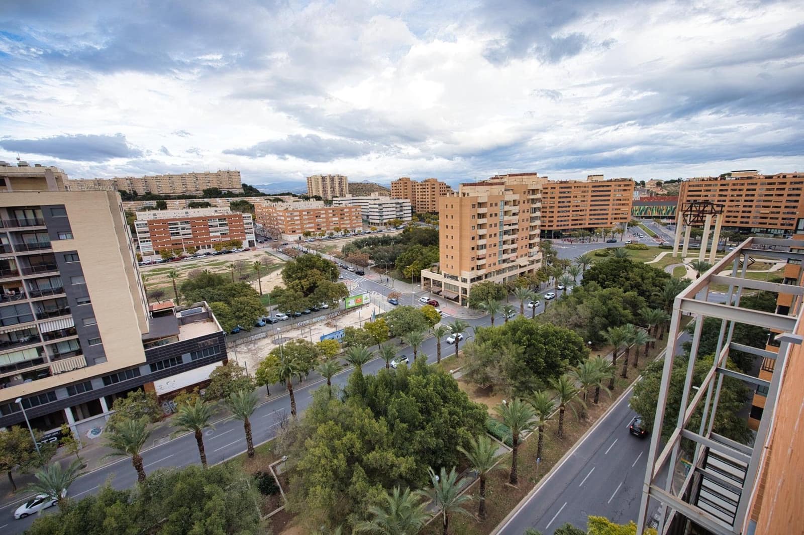 2 makuuhuone Kattohuoneisto myytävänä paikassa Alicante kaupunki mukana uima-altaan - 460 000 € (Ref: 9591550)