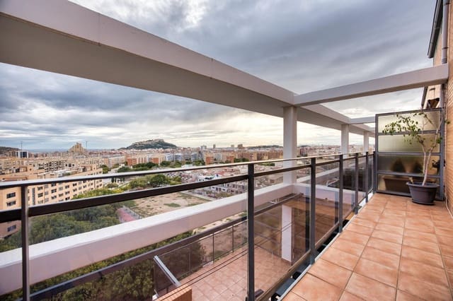 2 chambre Penthouse à vendre à Alicante ville avec piscine - 450 000 € (Ref: 9591550)