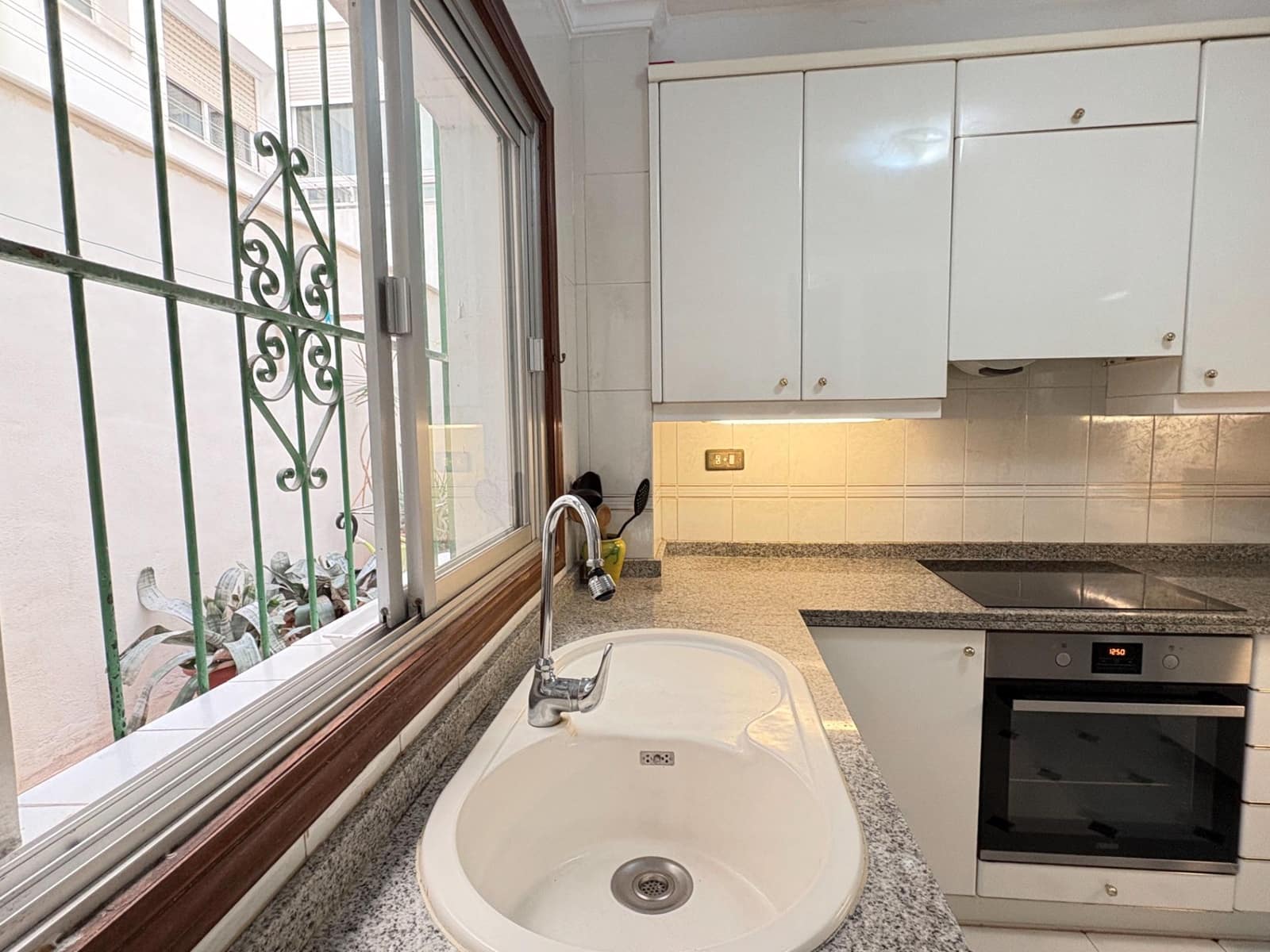 4 soveværelse Lejlighed til salg i Alicante by - € 385.000 (Ref: 9605182)