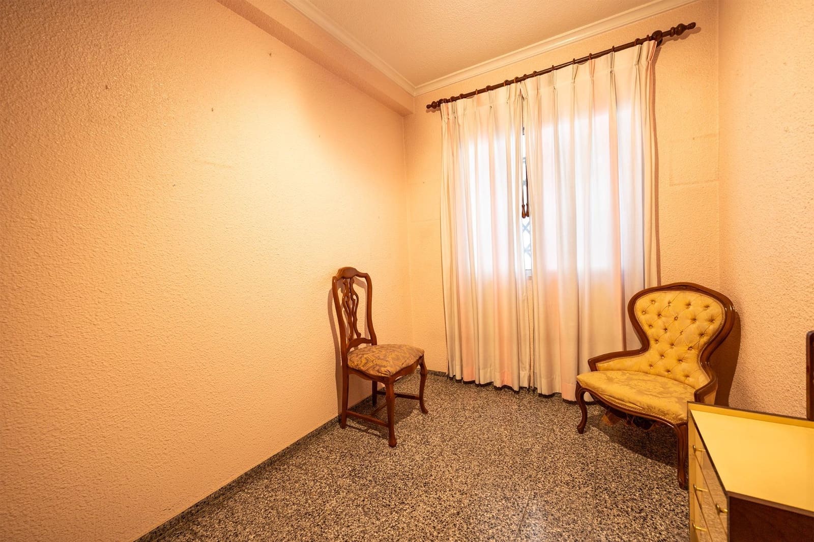 4 sovrum Lägenhet till salu i Alicante stad - 236 000 € (Ref: 9630291)