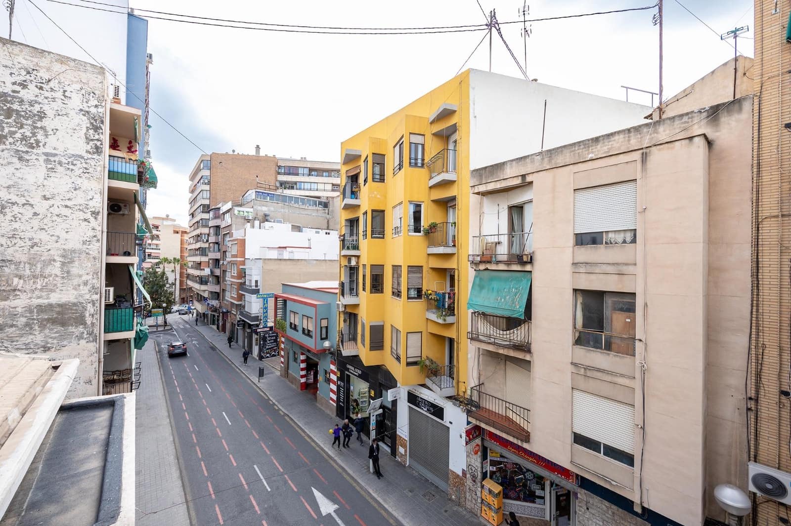 4 sovrum Lägenhet till salu i Alicante stad - 236 000 € (Ref: 9630291)