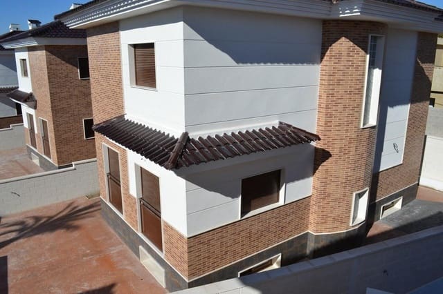 3 chambre Villa/Maison à vendre à Loma Bada, Petrel / Petrer avec piscine - 295 000 € (Ref: 9696298)