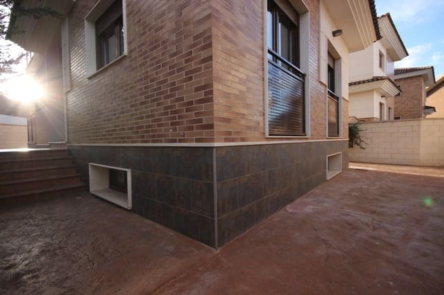 3 chambre Villa/Maison à vendre à Loma Bada, Petrel / Petrer avec piscine - 295 000 € (Ref: 9696298)