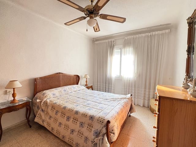 3 sovrum Lägenhet till salu i Alicante stad - 139 000 € (Ref: 9720198)