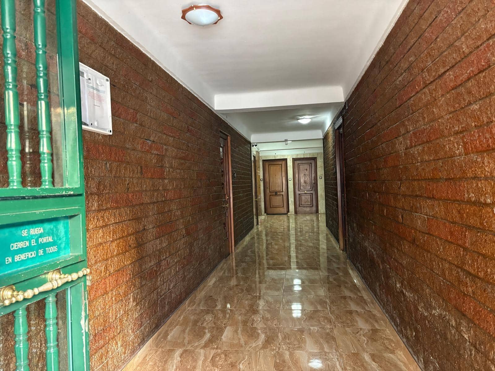 3 quarto Apartamento para venda em Alicante cidade - 139 000 € (Ref: 9720198)