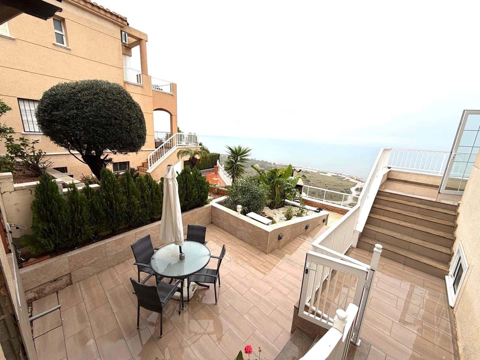 4 chambre Villa/Maison Mitoyenne à vendre à Gran Alacant avec piscine - 540 000 € (Ref: 9752264)