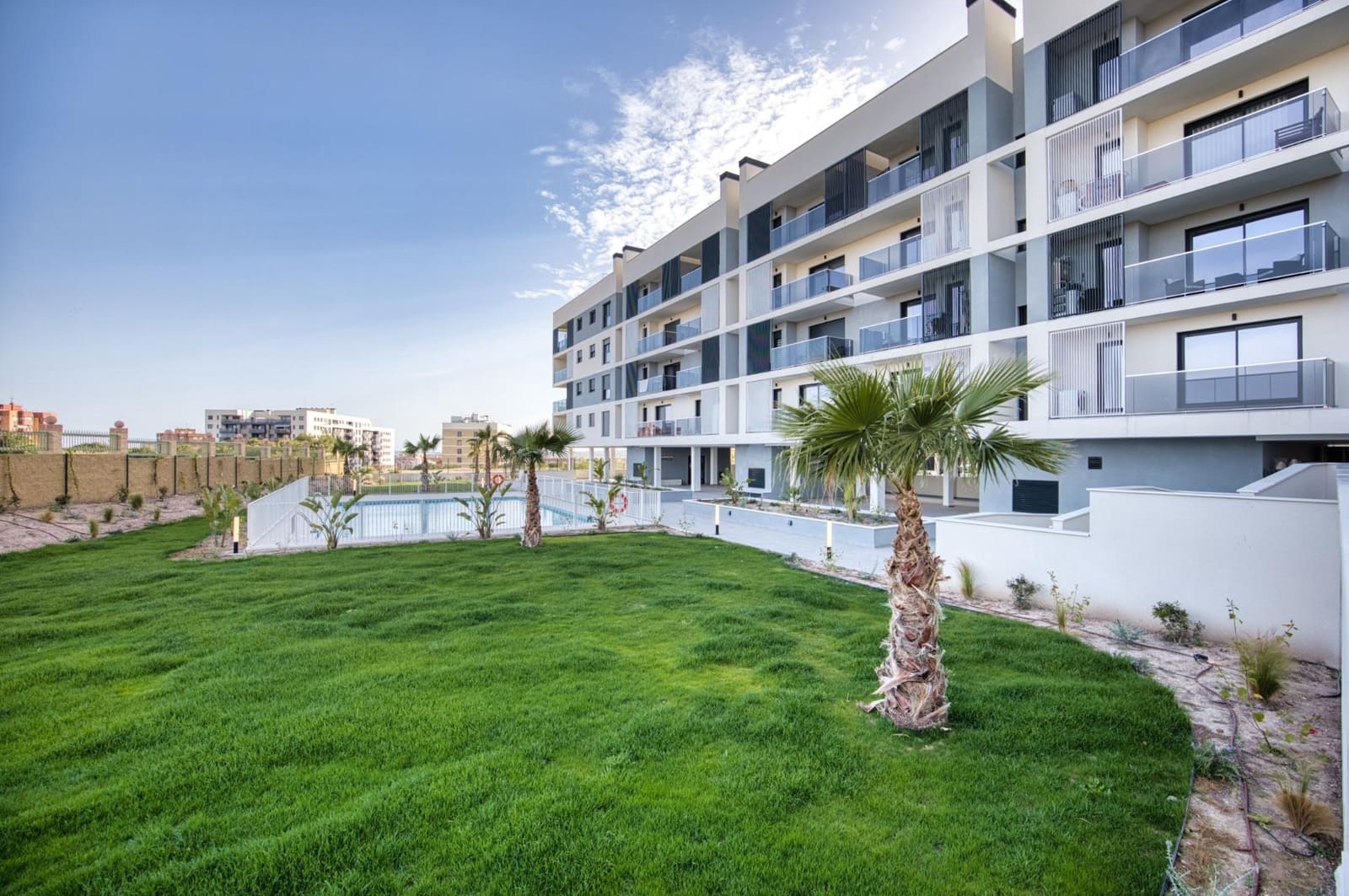 3 sypialnia Mieszkanie na sprzedaż w Miasto Alicante / Alacant z basenem garażem - 369 000 € (Ref: 9773281)