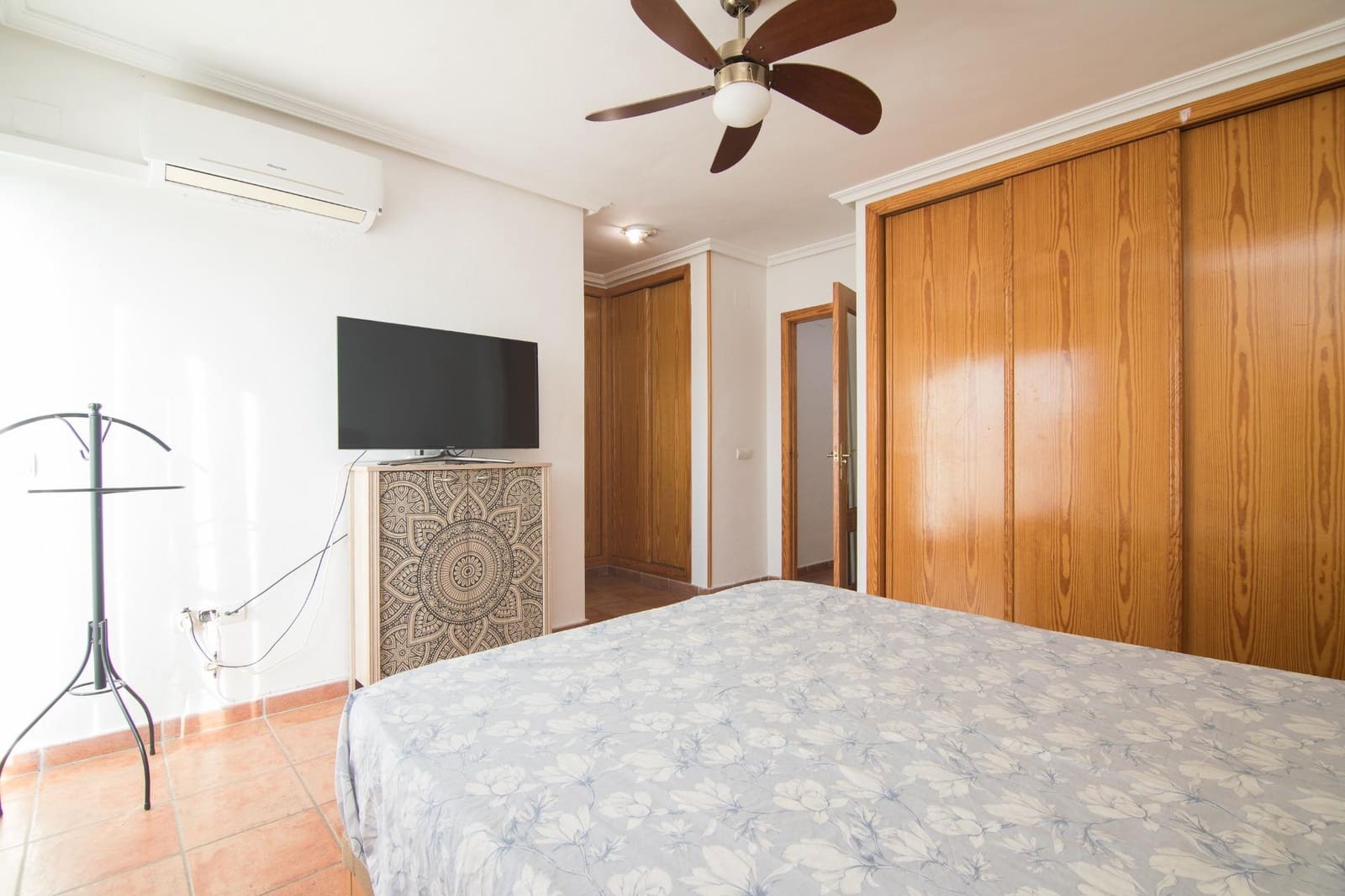 3 bedroom Bungalow for sale in San Juan de Alicante / Sant Joan d'Alacant with garage - € 399,500 (Ref: 9773283)