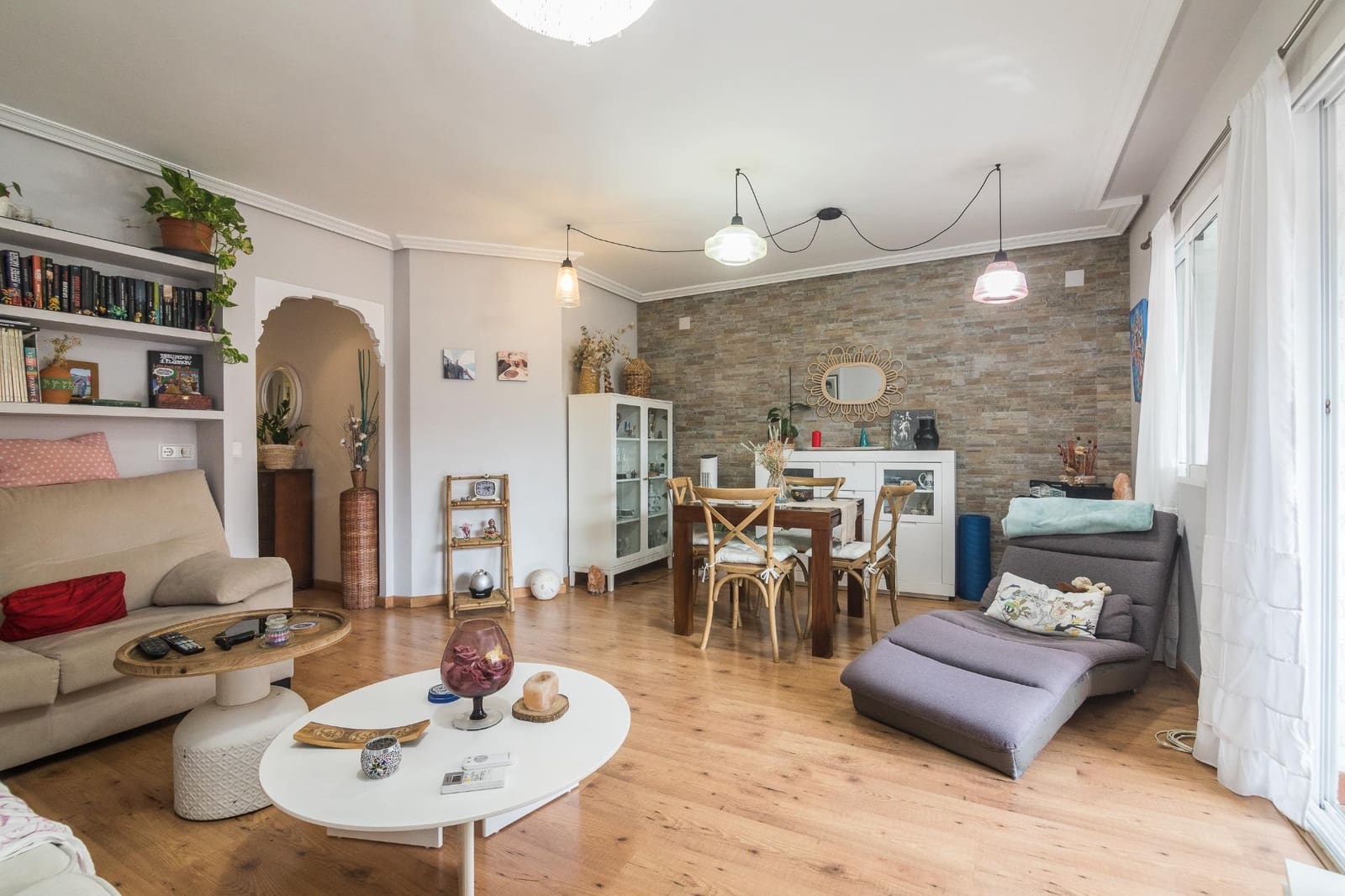 2 Zimmer Penthouse zu verkaufen in Alicante / Alacant Stadt mit Garage - 290.000 € (Ref: 9799463)