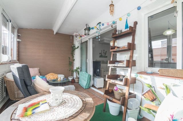 2 makuuhuone Kattohuoneisto myytävänä paikassa Alicante kaupunki mukana 
autotalli - 290 000 € (Ref: 9799463)