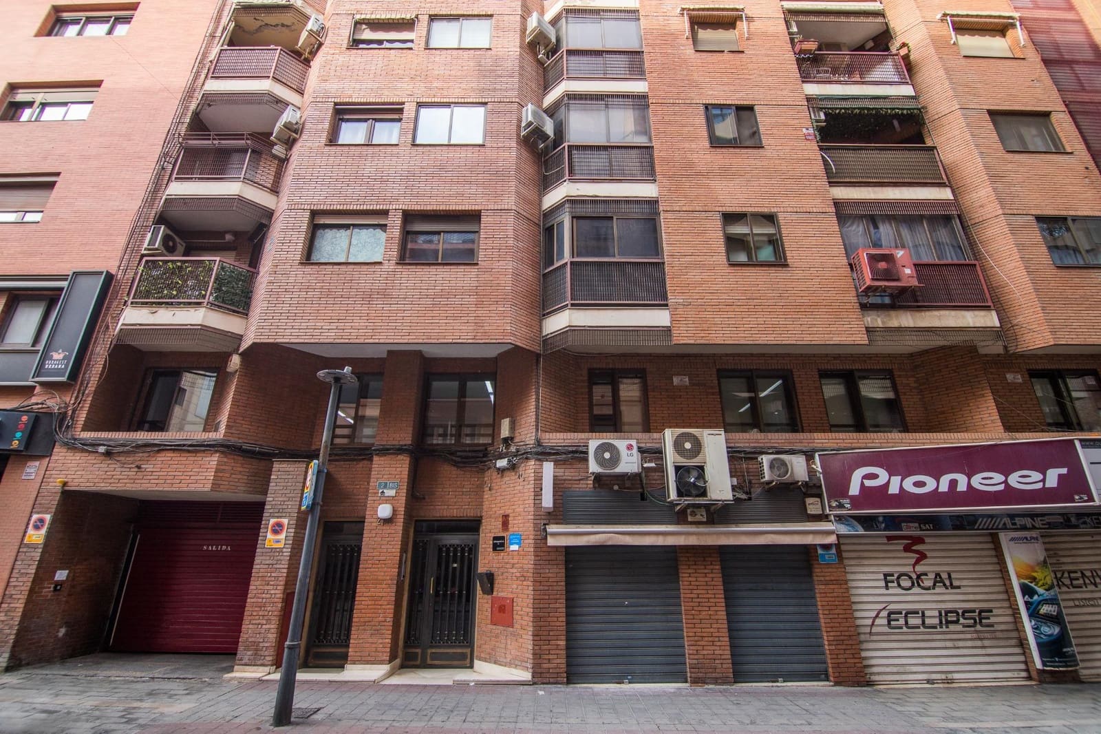 2 Zimmer Penthouse zu verkaufen in Alicante / Alacant Stadt mit Garage - 290.000 € (Ref: 9799463)