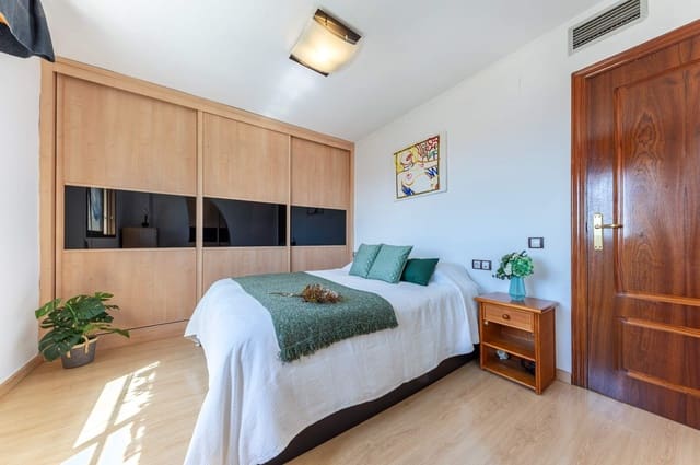 3 sypialnia Penthouse na sprzedaż w Tombola, Miasto Alicante / Alacant z basenem garażem - 343 000 € (Ref: 9831728)