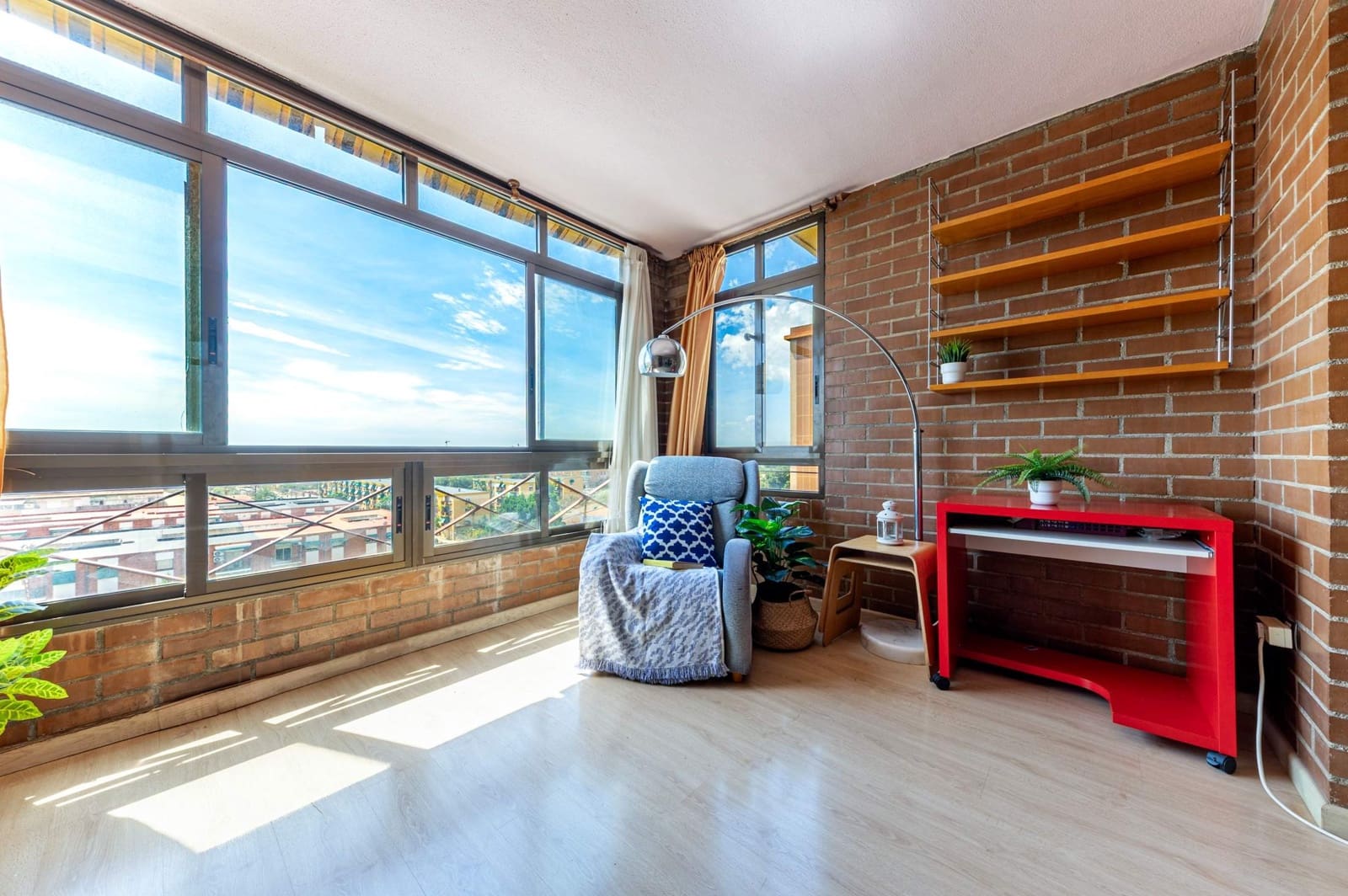 3 sypialnia Penthouse na sprzedaż w Miasto Alicante / Alacant z basenem garażem - 343 000 € (Ref: 9831728)