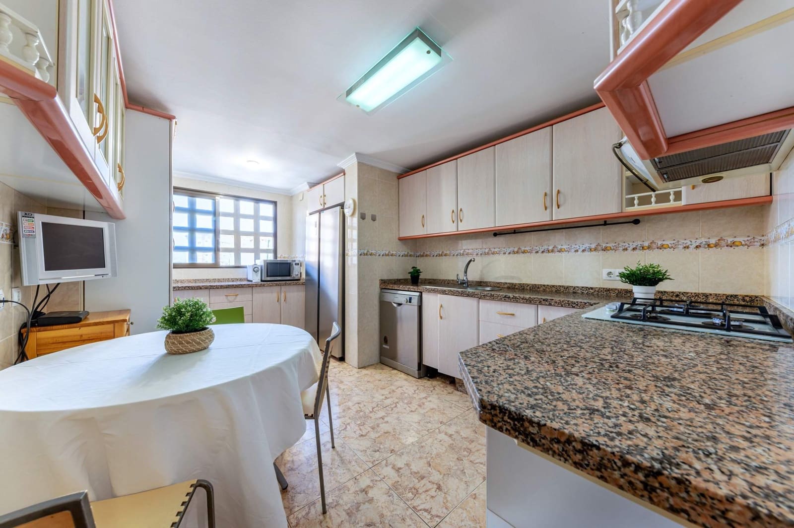 3 sypialnia Penthouse na sprzedaż w Miasto Alicante / Alacant z basenem garażem - 343 000 € (Ref: 9831728)