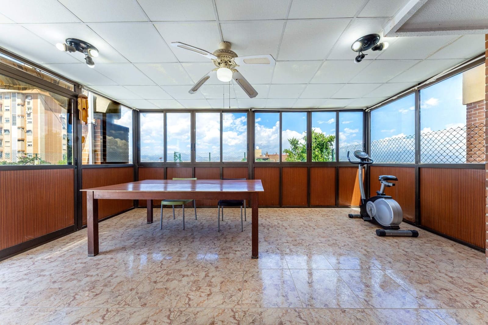 3 sypialnia Penthouse na sprzedaż w Miasto Alicante / Alacant z basenem garażem - 343 000 € (Ref: 9831728)