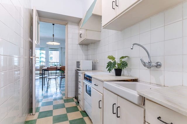 2 Zimmer Wohnung zu verkaufen in Playa de San Juan, Alicante / Alacant Stadt mit Garage - 327.000 € (Ref: 9831729)