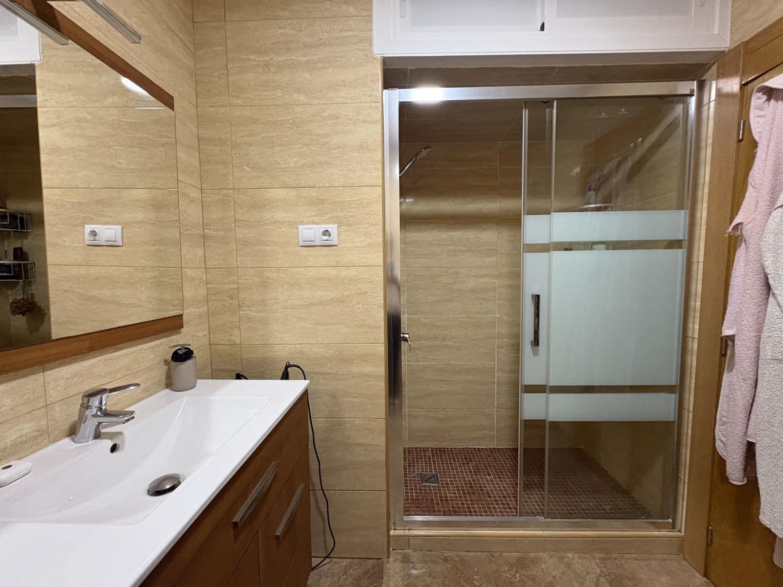 4 soverom Leilighet til salgs i Alicante by - € 130 000 (Ref: 9849623)