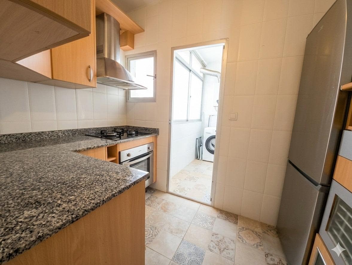 2 sypialnia Mieszkanie do wynajęcia w Miasto Alicante / Alacant - 950 € (Ref: 9867146)