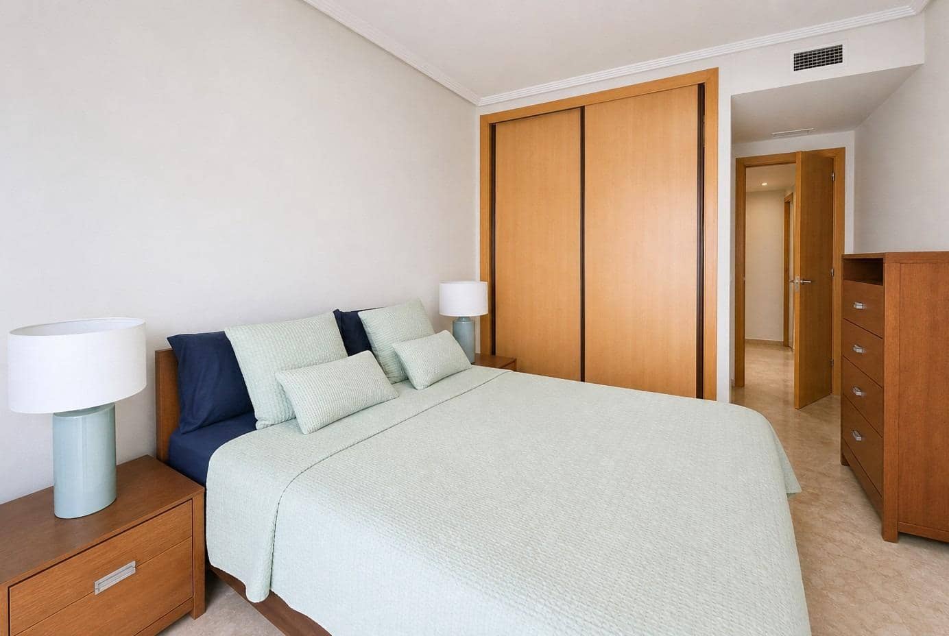 3 sovrum Lägenhet till salu i Alicante stad med pool garage - 320 000 € (Ref: 9882095)