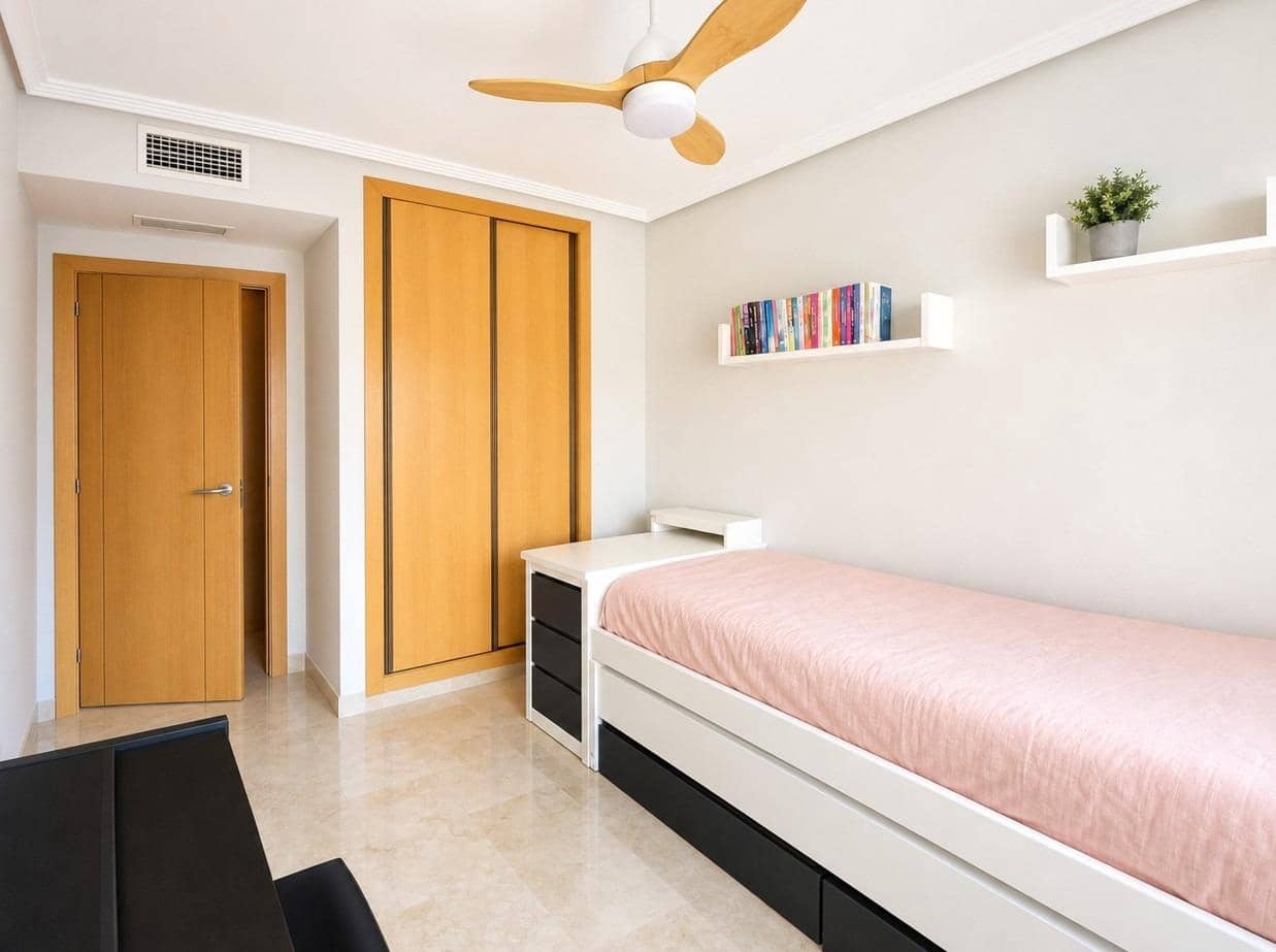 3 sovrum Lägenhet till salu i Alicante stad med pool garage - 320 000 € (Ref: 9882095)