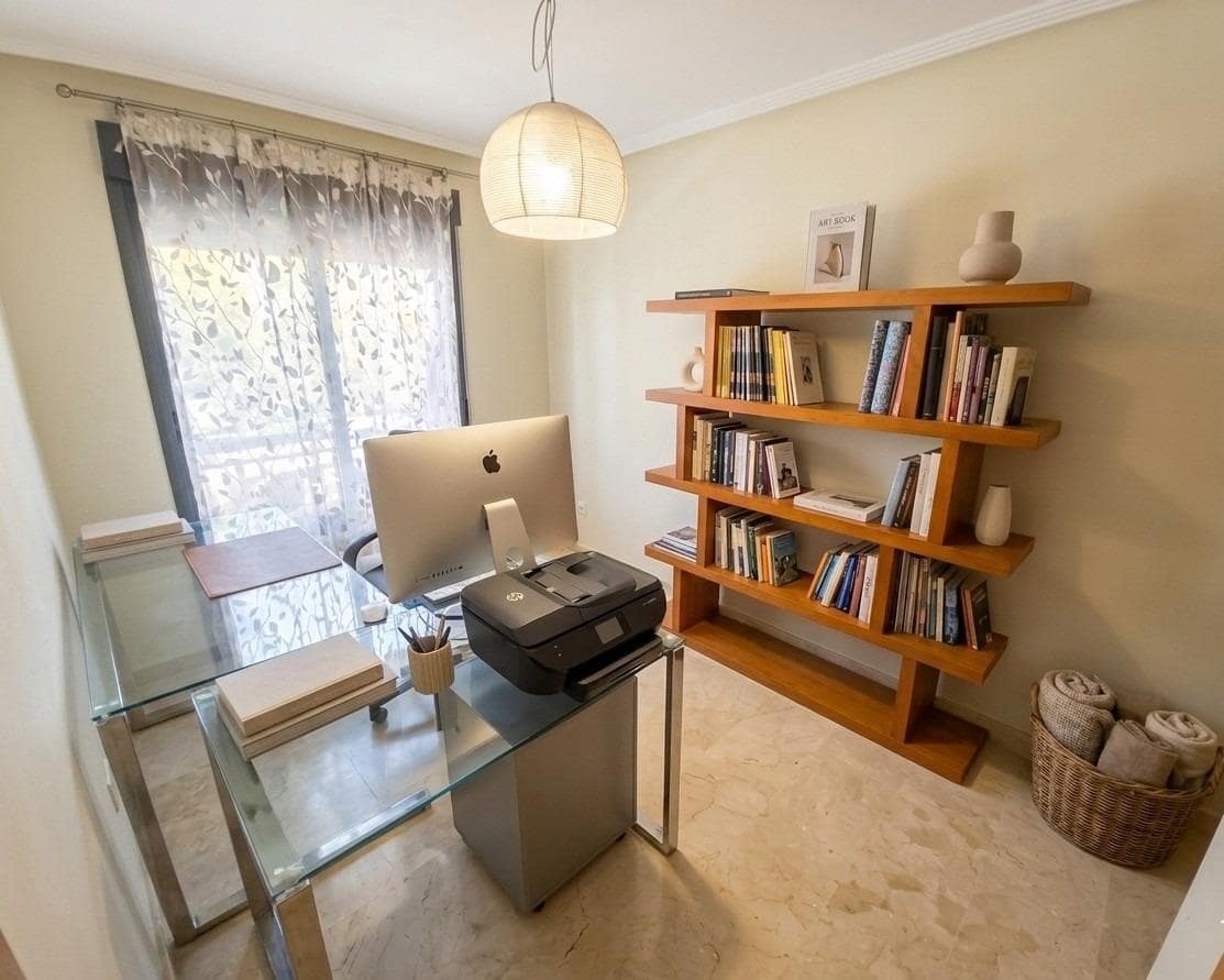 3 sovrum Lägenhet till salu i Alicante stad med pool garage - 320 000 € (Ref: 9882095)
