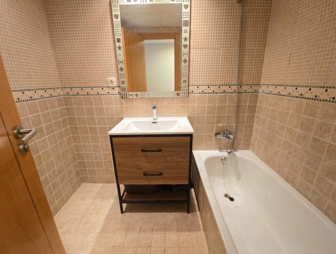 3 sovrum Lägenhet till salu i Alicante stad med pool garage - 320 000 € (Ref: 9882095)
