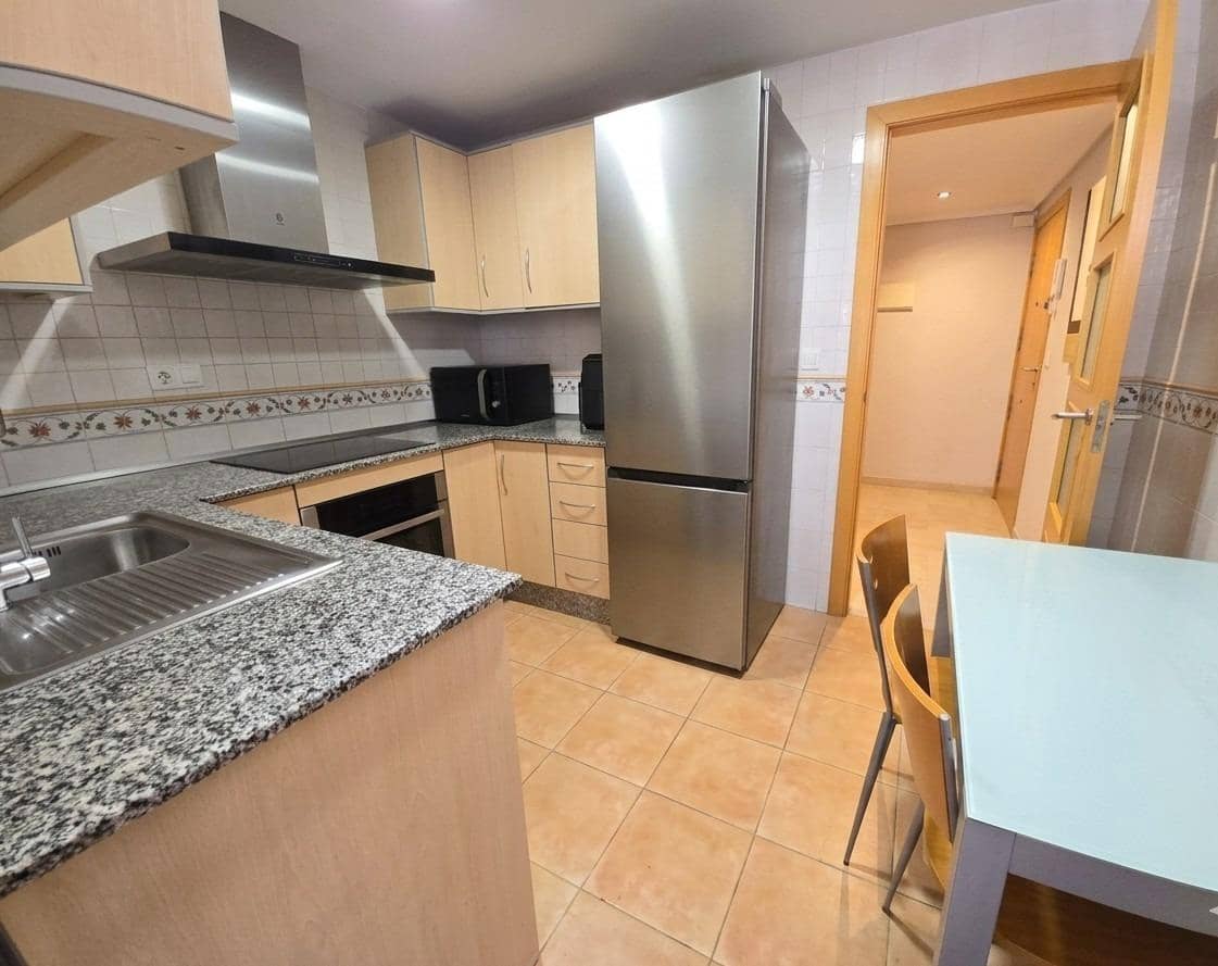 3 sovrum Lägenhet till salu i Alicante stad med pool garage - 320 000 € (Ref: 9882095)
