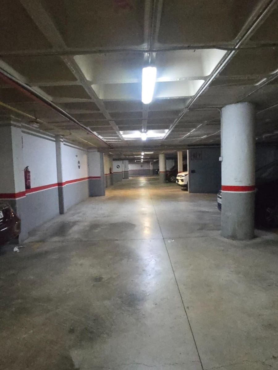 3 sovrum Lägenhet till salu i Alicante stad med pool garage - 320 000 € (Ref: 9882095)