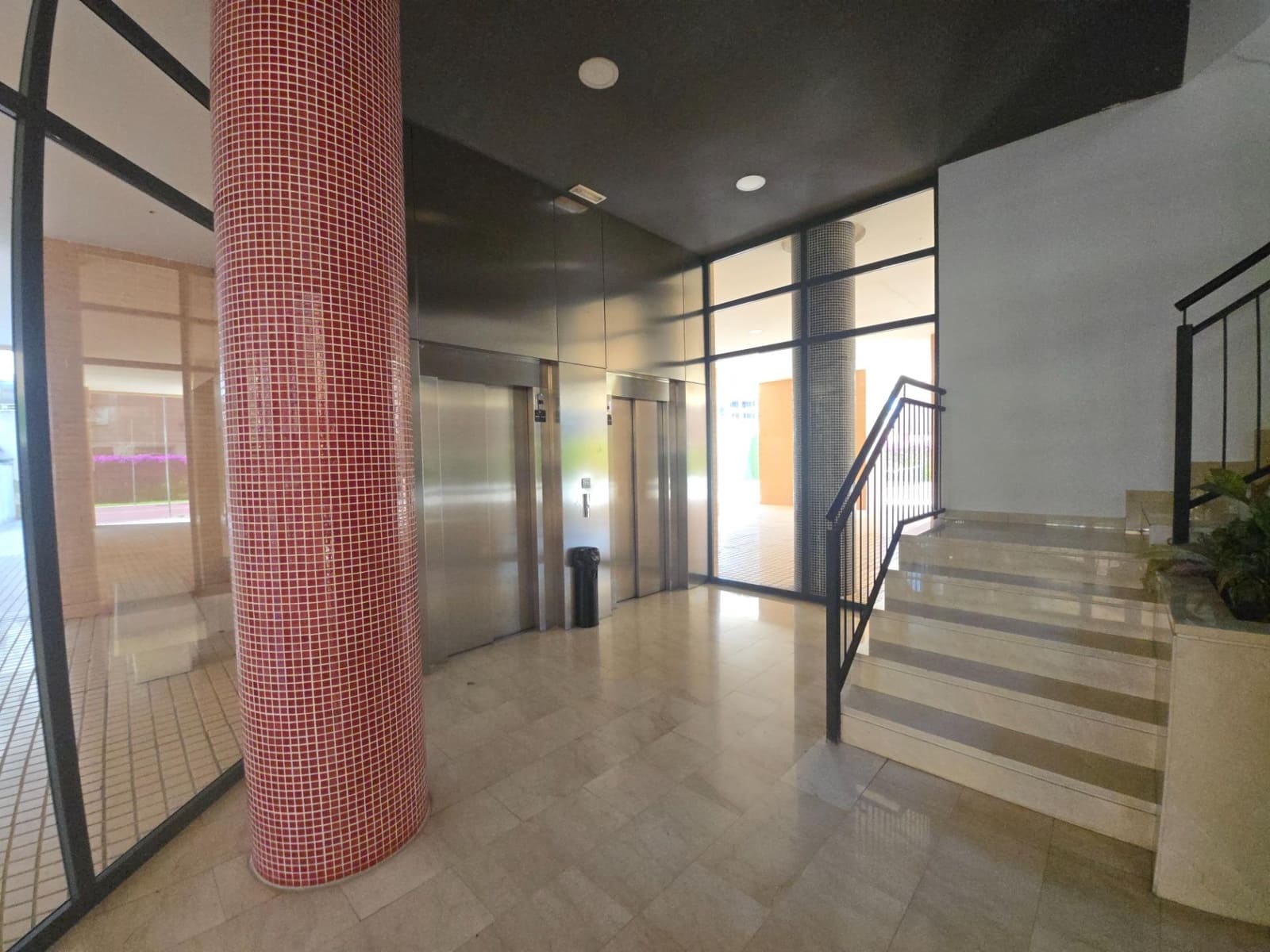 3 sovrum Lägenhet till salu i Alicante stad med pool garage - 320 000 € (Ref: 9882095)