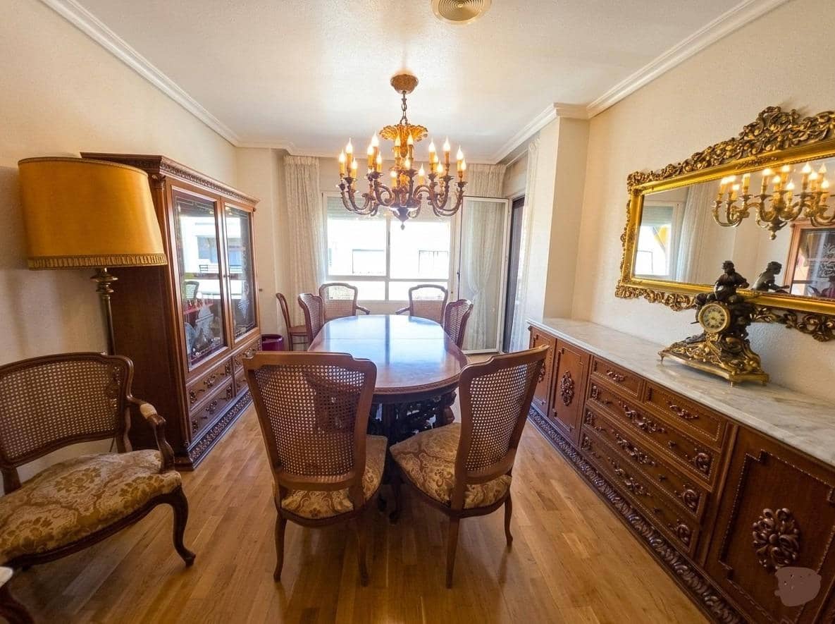 4 sovrum Lägenhet till salu i Catral - 115 000 € (Ref: 9882096)