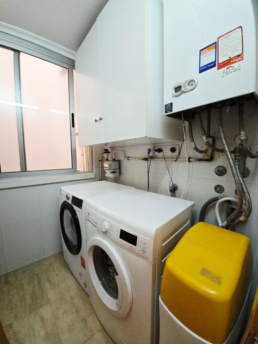 3 bedroom Flat for sale in Elda with garage - € 179,500 (Ref: 9892548)