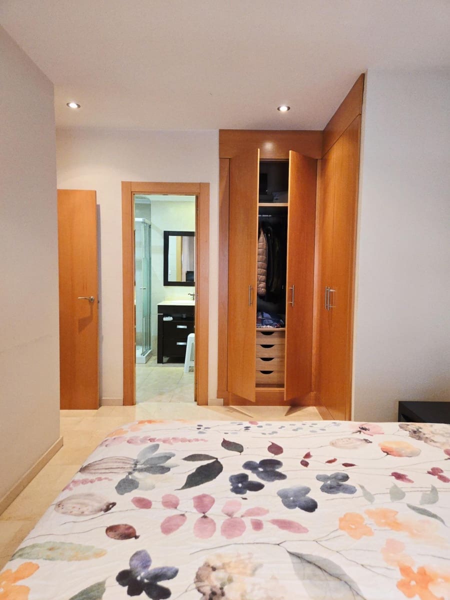 3 bedroom Flat for sale in Elda with garage - € 179,500 (Ref: 9892548)