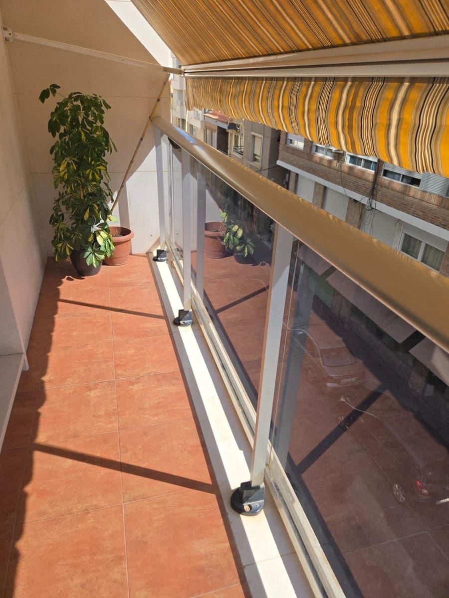 3 bedroom Flat for sale in Elda with garage - € 179,500 (Ref: 9892548)